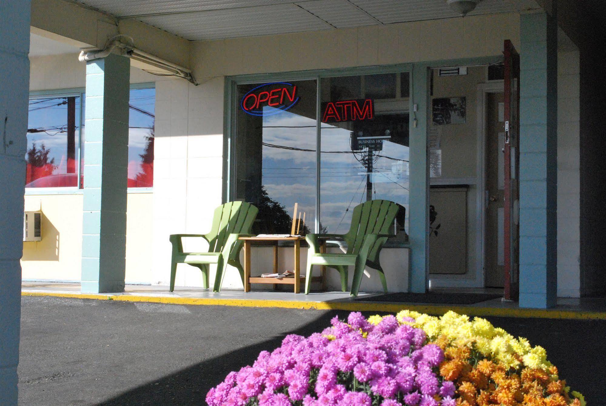 Value Lodge Motel Нанеймо Екстериор снимка